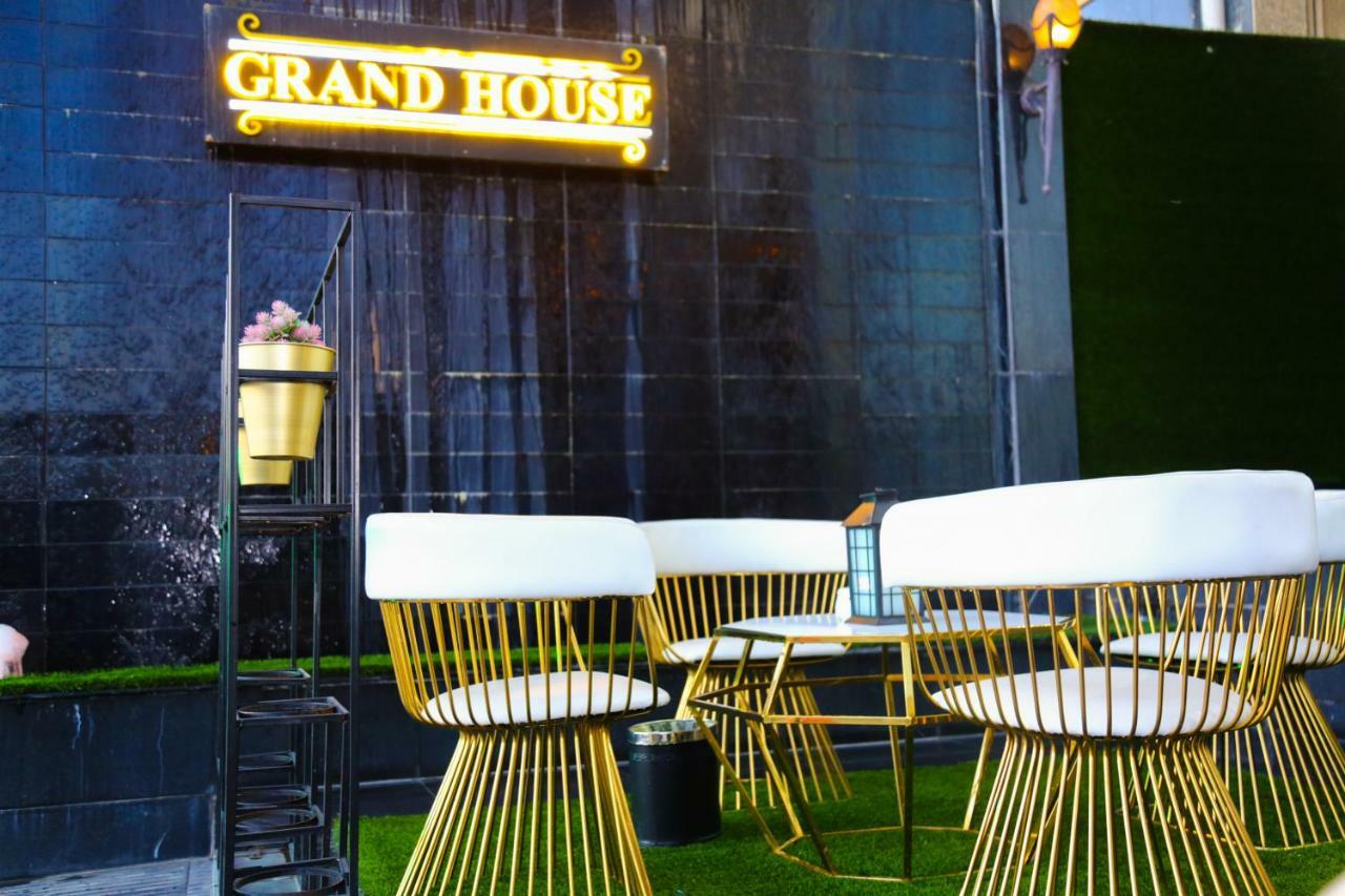 Grand House Ξενοδοχείο Άμπχα Εξωτερικό φωτογραφία
